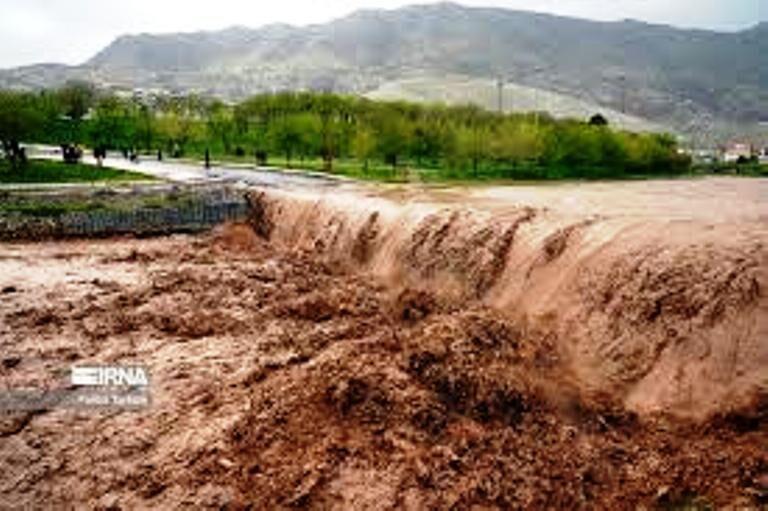هواشناسی آذربایجانغربی نسبت به تداوم بارندگی و طغیان رودخانهها هشدار داد