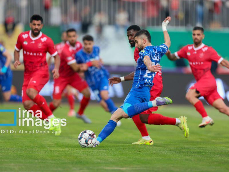 نوری: برای استقلال، شمشیر را از رو بسته‌اند/ سهمیه‌ها بیشتر هم شود پرسپولیس شانسی ندارد