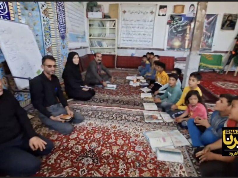 کلاس درسی در شاهرود که از مدرسه و برنامه شاد جانماند + فیلم