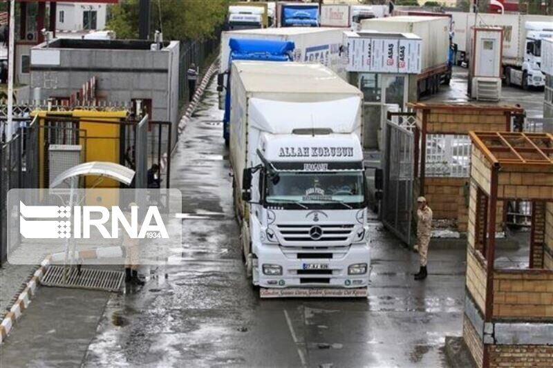 تردد کامیون‌ها از مرزهای گمرکی مشترک ایران و ترکیه تسهیل می‌شود