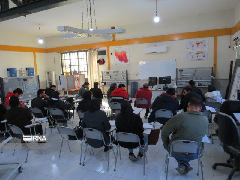 اشتغال ۸۰ درصدی دانش‌آموختگان دانشگاه ملی مهارت بوشهر