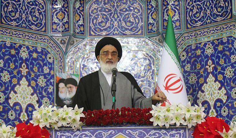 استفاده از ظرفیت های داخلی منجربه عزت و اقتدار ایران شد