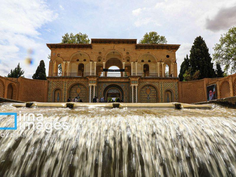 یک روز موزه‌گردی در کرمان بدون خرید بلیت؛ بازدید از باغ شازده و ارگ بم هم رایگان است