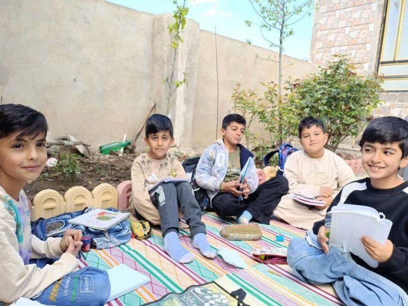 مشق ایستادگی؛ خانه‌هایی که مدرسه شدند