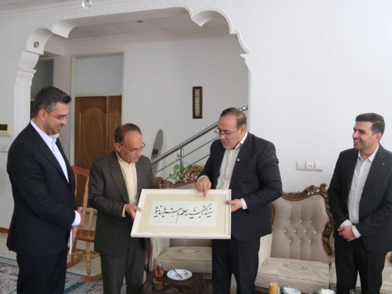 هفته معلم؛ فرصت بازخوانی جایگاهی که آینده یک ملت را می‌سازد