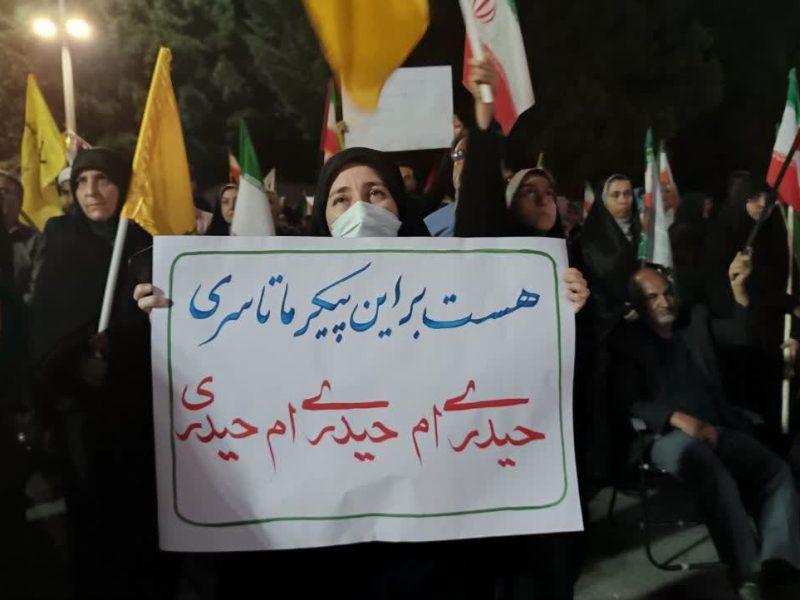 فیلم | پیام وفاداری مردم کرمان به رهبر انقلاب: گوش به فرمانیم
