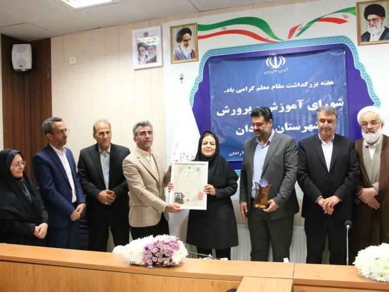 مدیرکل آموزش و پرورش سمنان: فعالیت مدارس با نیروهای جوان و شکل غیرحضوری باکیفیت باقی ماند