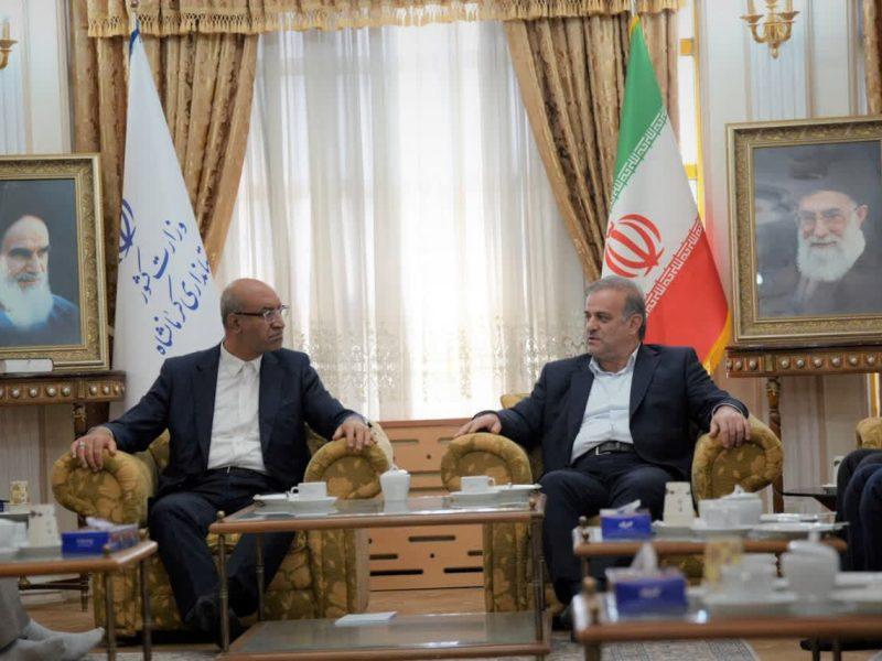 استاندار: صادرات ایران به عراق از مرزهای کرمانشاه قابلیت افزایش تا ۶۰ درصد را دارد