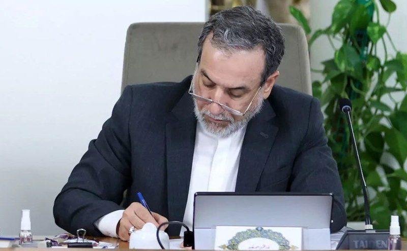 پیام عراقچی به دبیرکل حزب‌الله لبنان: هرگونه توافق با برقراری آتش‌بس در لبنان پیوند دارد