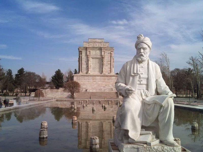 حماسه‌سرای توس و فریاد جاودانه پارسی