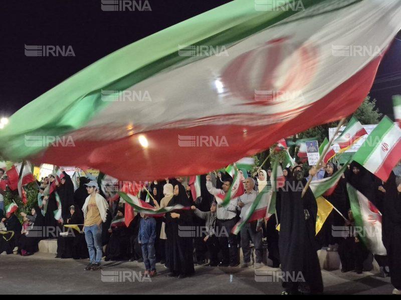 تجمع مردمی به هفته سیزدهم رسید/ ارومیه‌ای‌ها همچنان با قدرت در میدان خیابان