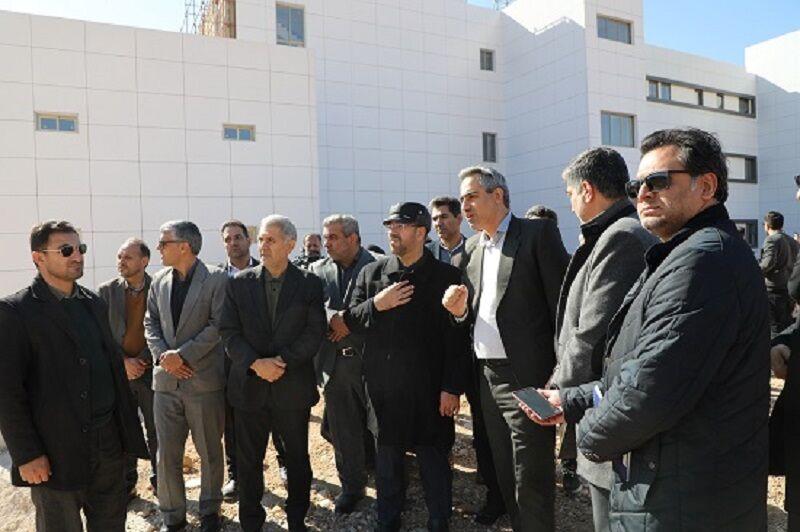 بزرگترین بیمارستان دولتی جنوب کشور در شیراز؛ گامی بلند برای درمان محرومان و کاهش بحران تخت