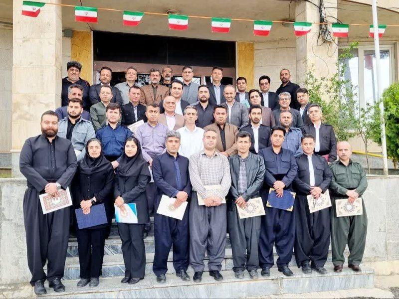 فعالان رسانه و روابط عمومی شهرستان پاوه تجلیل شدند