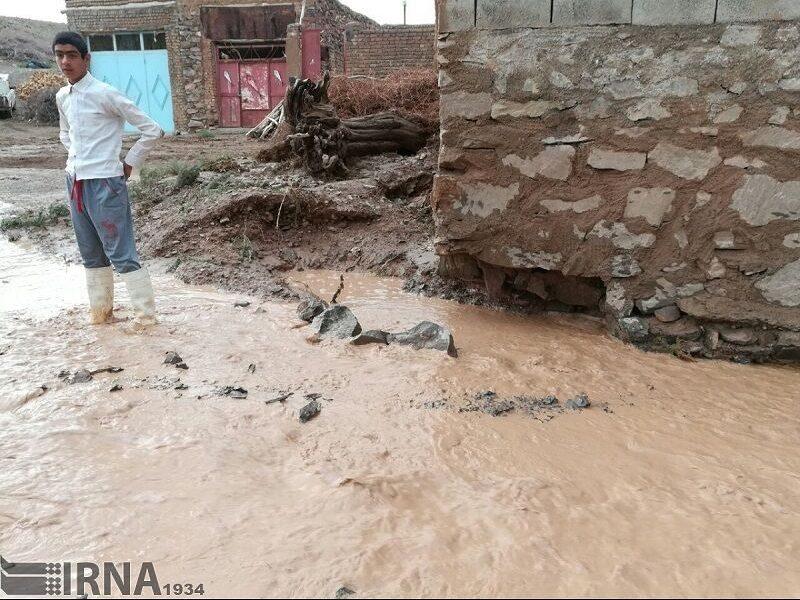 سیل‌زدگان رازوجرگلان خراسان شمالی تسهیلات نوسازی دریافت می‌کنند