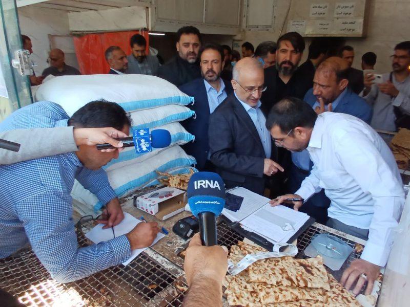 سازمان بازرسی: دیگر هیچ تذکری به نانوایان متخلف نمی‌دهیم/ ۵ نانوایی شهرری پلمب شد +فیلم