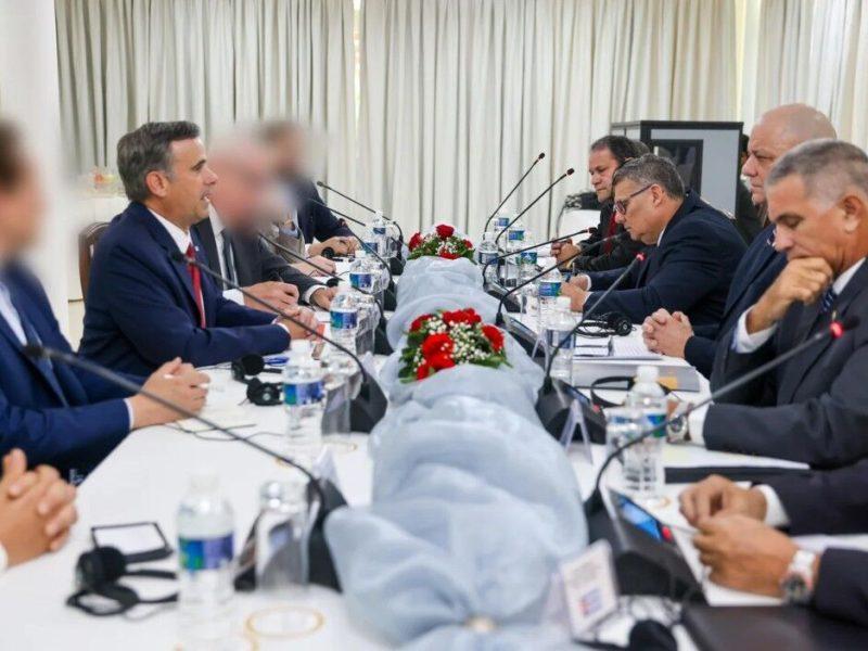 حضور عامل ربایش مادورو در دیدار رئیس سیا با مقامات کوبا/واشنگتن به هاوانا پیام ارسال کرد؟