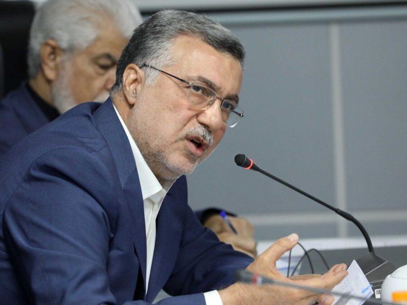 ظفرقندی: وزارت بهداشت در زمان جنگ از فعالیت‌های جاری خود عقب نماند