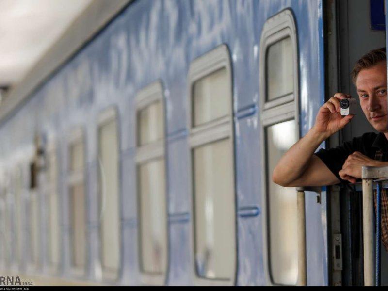 قطار گردشگری، شریان‌های حیاتی سفر را به اصفهان متصل می‌کند
