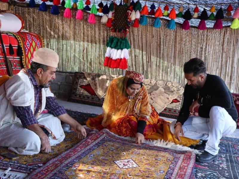 غیبت فرش عشایری فارس در بازار سنتی شیراز با وجود ۱۷۵ هزار بافنده