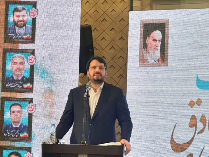 امام خمینی (ره) عرفان را در میدان حماسه معنا کرد