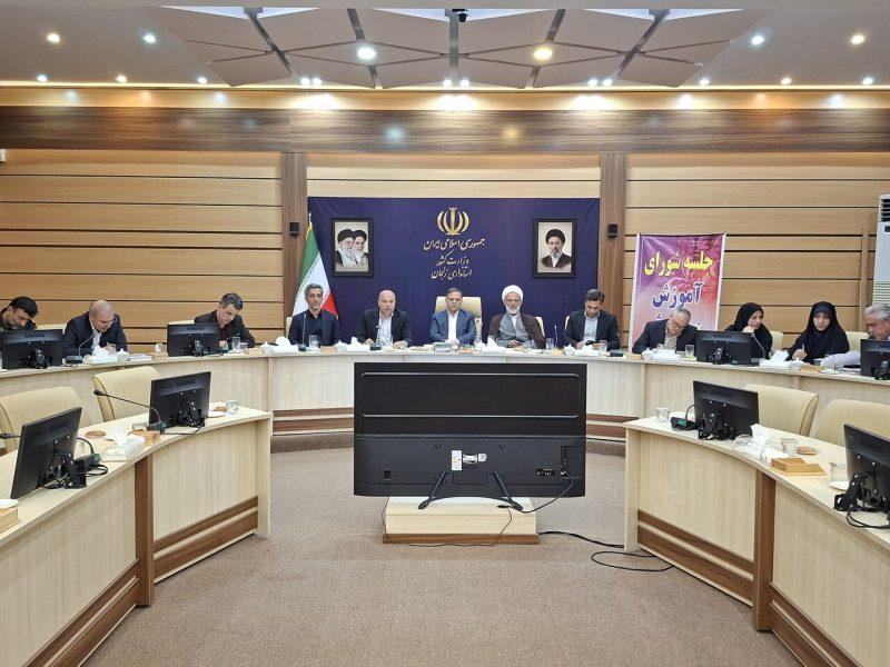 استاندار زنجان: تمامی مدارس استان به پنل‌های خورشیدی مجهز می‌شود