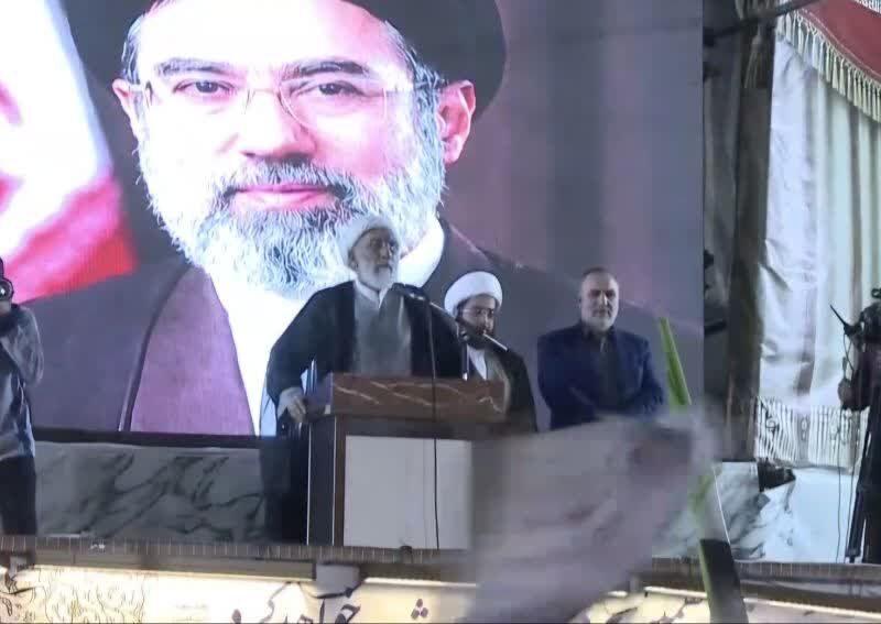 معمار کبیر انقلاب به ملت ایران درس خودباوری داد