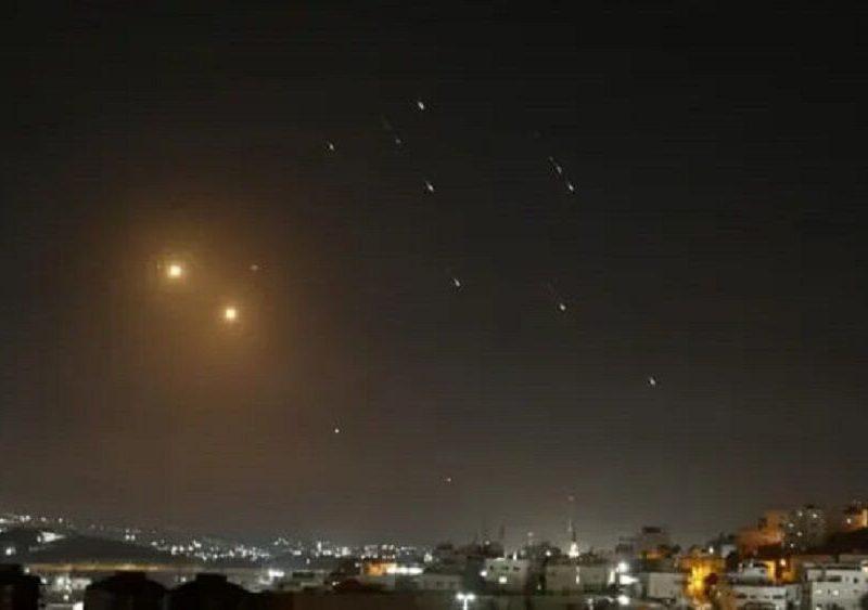 جنگنده‌ها و بالگردها به دنبال یک هدف مشکوک در آسمان ایلات
