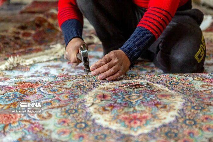وصله‌ بر حافظه تاریخ؛ احیای هنر رفوگری فرش در مازندران