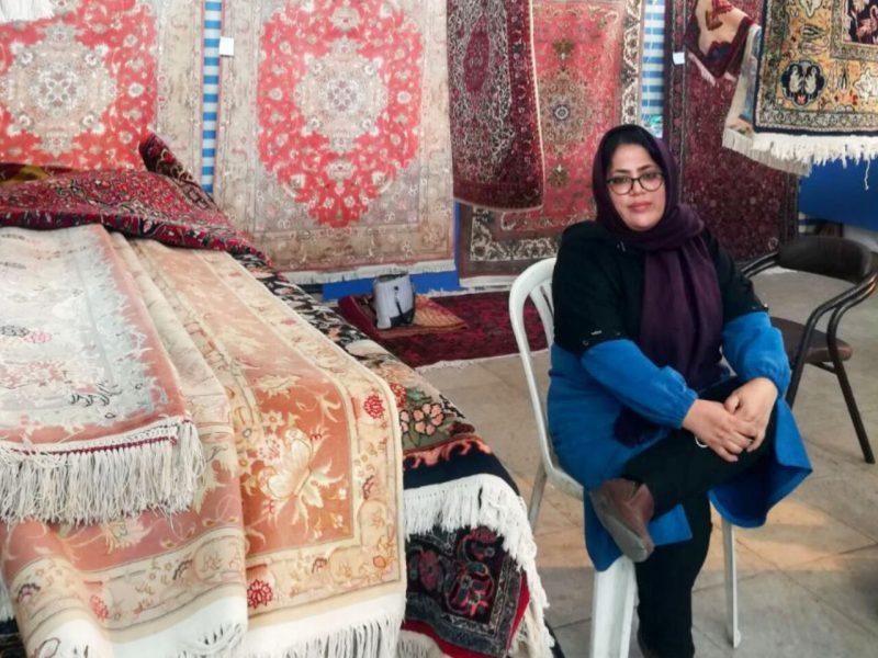 زنی که زندگی را میبافد