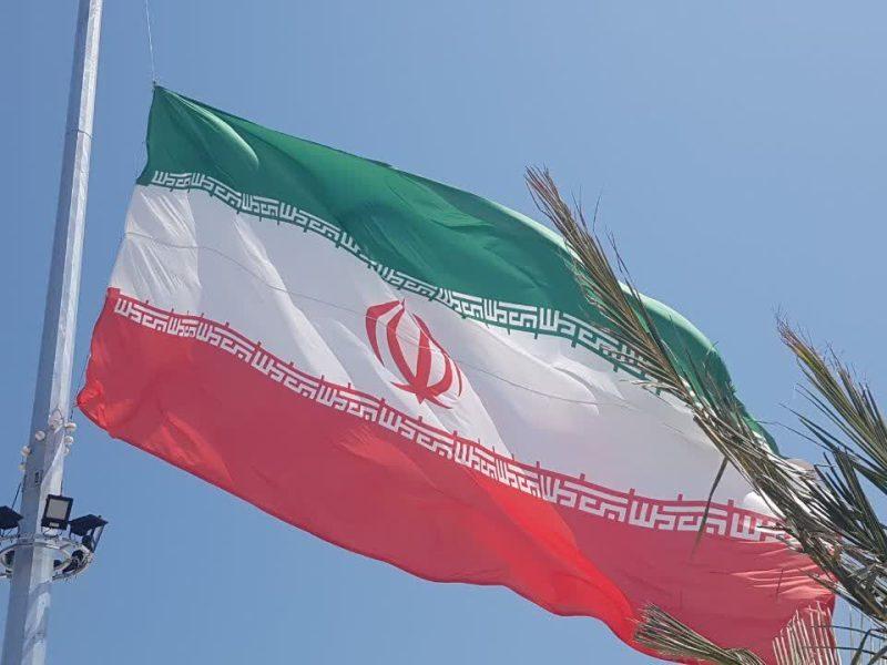 فرماندار بوشهر: برج پرچم جمهوری اسلامی ایران در ساحل خارگ به بهره‌برداری رسید