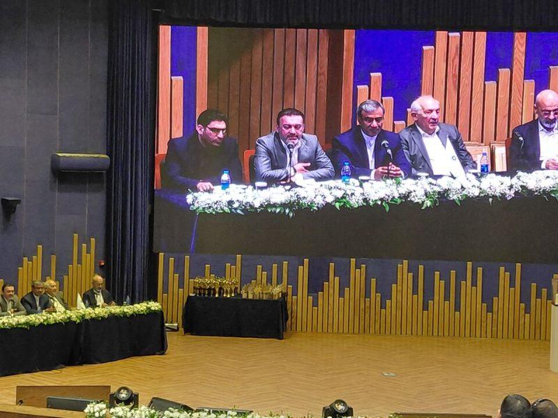 معاون وزیر کشور: نیمی از اختیارات پیشنهادی از وزارتخانه‌ها به استانداران تفویض شد