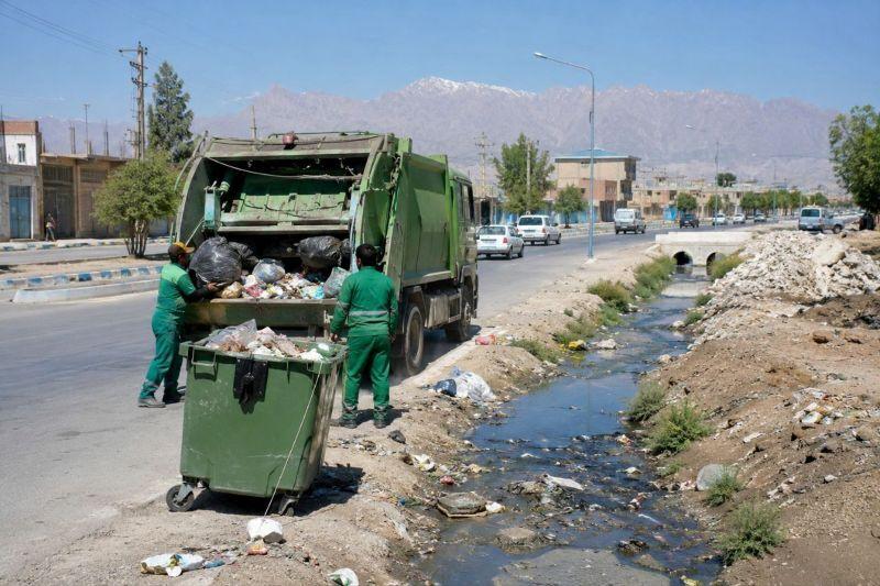 فرماندار: ایجاد مرکز جامع مدیریت پسماند در رودبار ضروری است