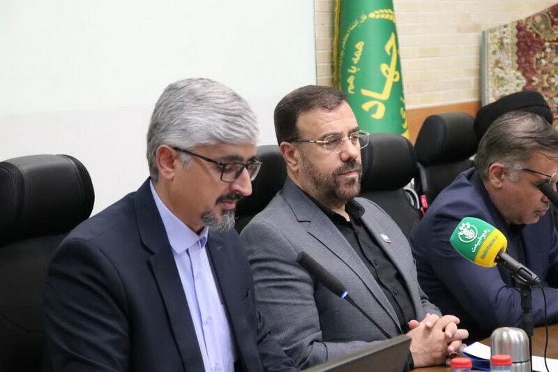 تامین پایدار کالاهای اساسی و خرید ۴۵۰ هزار تن گندم در فارس