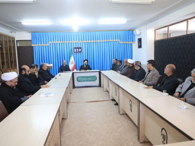 امام جمعه بیرجند: دشمن برای سلطه به دنبال خروج جامعه از مدار قانون است