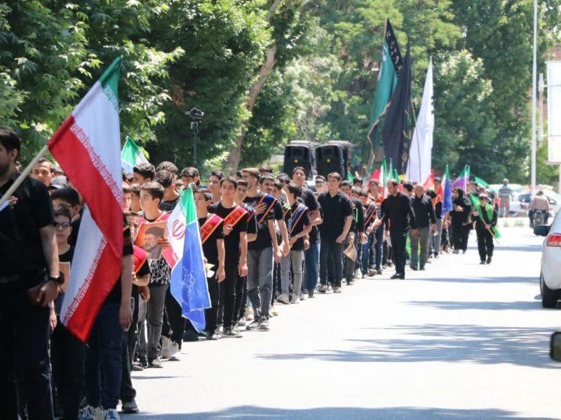 حضور بیش از ۲ هزار دانش‌آموز خویی در سوگواره «احلی من العسل»/ پیام عاشورا بازخوانی شد