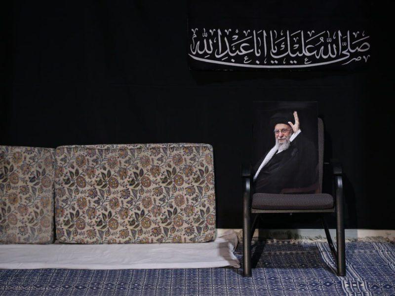 برگزاری نخستین شب مراسم عزاداری ماه محرم در جوار محل عروج ملکوتی قائد شهید انقلاب اسلامی