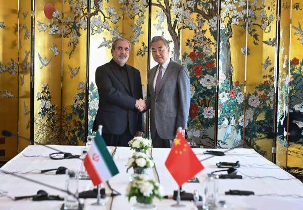 رایزنی تهران وپکن در دهلینو؛ حمایت چین از حاکمیت و عزت ملی ایران