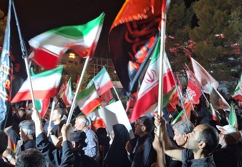 سوگ و حماسه در میدان غدیر شیراز به یاد رهبر شهید