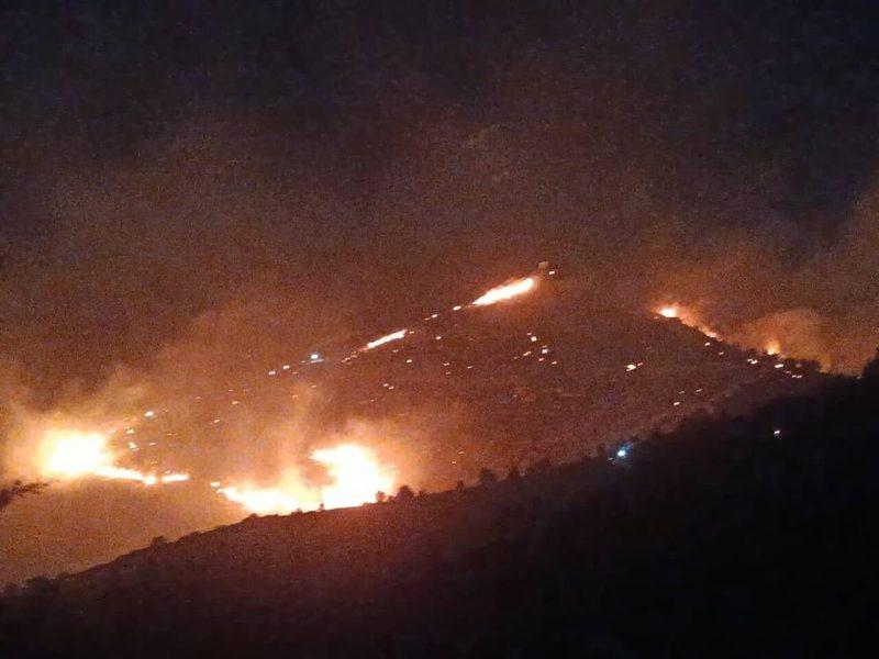آتش‌سوزی در ارتفاعات بلوار جمهوری شیراز