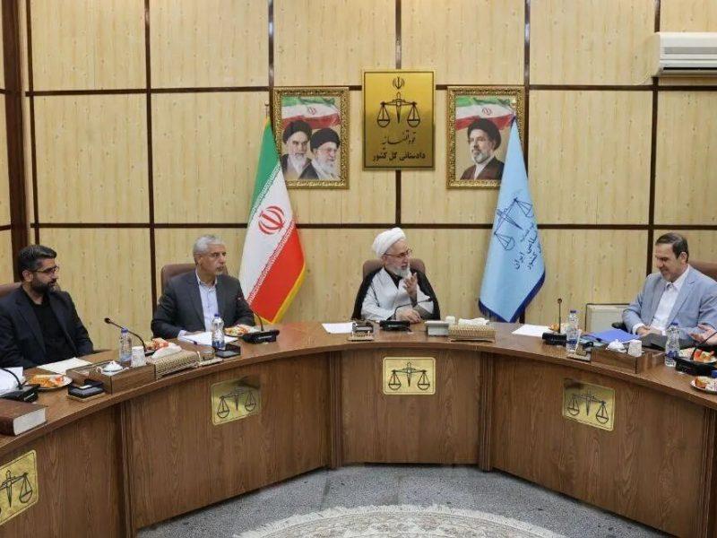 پرونده شهادت قائد امت، فرماندهان و آحاد شهدا در داخل و خارج کشور پیگیری می‌شود