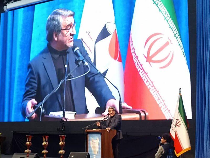 مدیرکل هنری بنیاد شهید: شعر فارسی، روایتگر صبوری و مقاومت ایران‌زمین مانده است