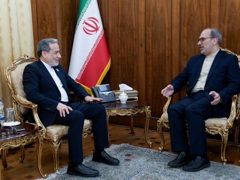 تاکید عراقچی بر تقویت مناسبات با اتریش و صربستان در دیدار با سفرای ایران