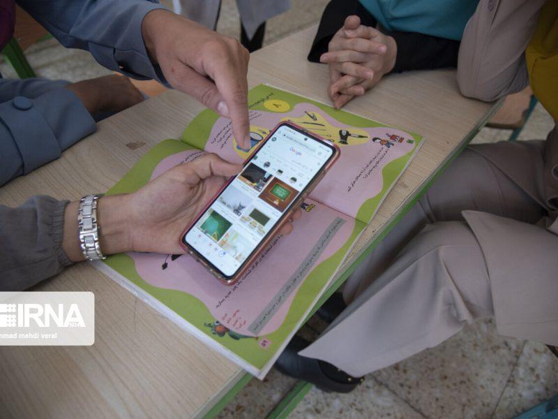 دانشآموزان در کشاکش کتاب و گوشی؛ وقتی «مهارت تمرکز» کمیاب میشود