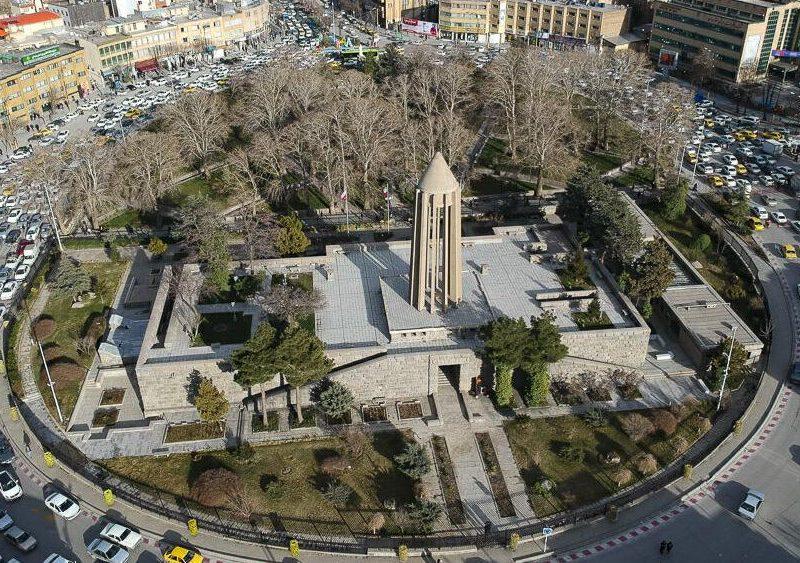 مشاور وزیر بهداشت: همدان میتواند به مرکز دیپلماسی سلامت در کشور تبدیل شود