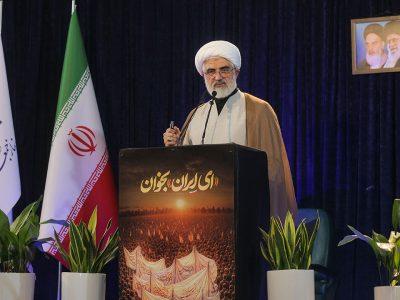 امام جمعه موقت قزوین: وحدت عامل شکست توطئه استکبار جهانی است