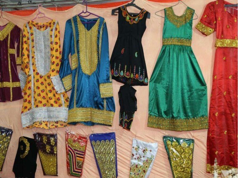 بازارچه صنایعدستی در بندرعباس گشایش یافت