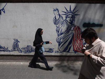 فارن افرز: سیاست فشار حداکثری آمریکا شکست خواهد خورد
