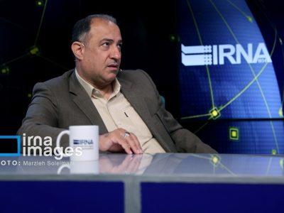 دشمن در مذاکره هم مانند جنگ چیزی بدست نمیآورد/ نان عدهای در اختلافافکنی است