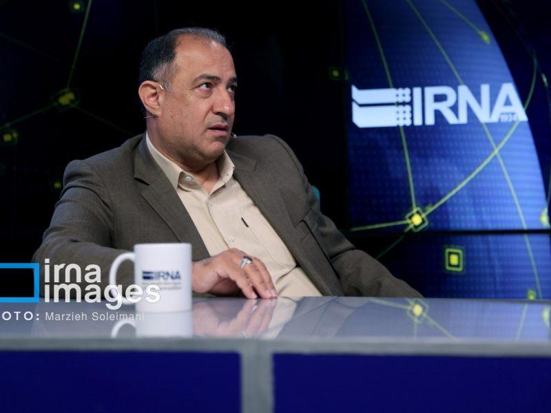 دشمن در مذاکره هم مانند جنگ چیزی بدست نمیآورد/ نان عدهای در اختلافافکنی است
