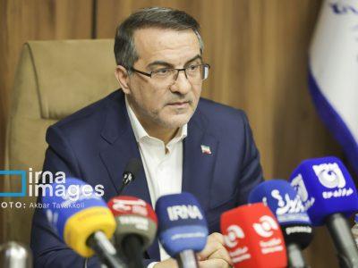 رفیعزاده: ۹۰ کارمند شهید در جنگ داشتیم/ پزشکیان شبانهروز پای کار است
